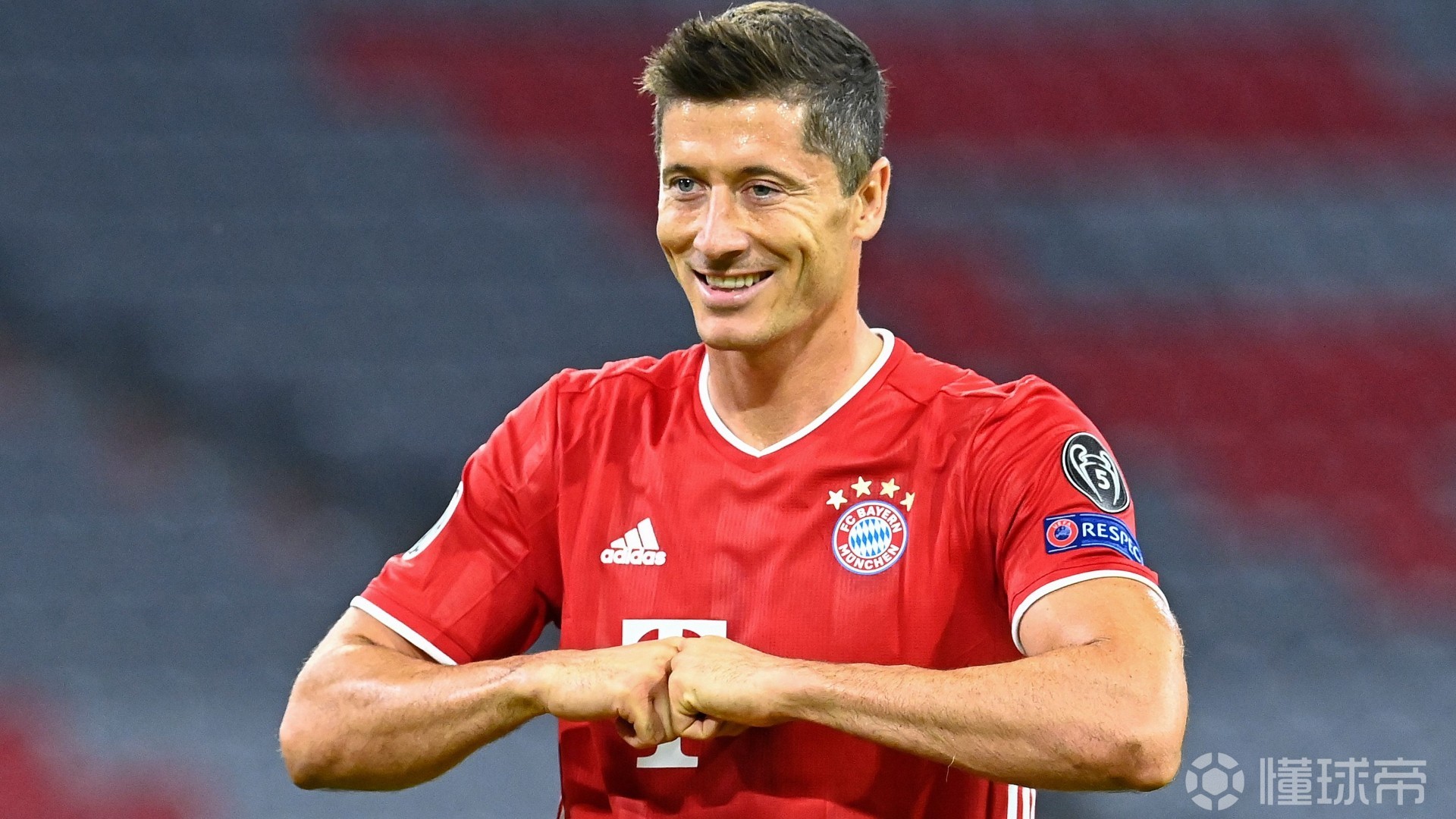 曼联后卫受伤：麦奎尔或将缺席多场比赛的简单介绍