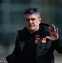 关于国足队员收获好评，表现正面影响和激励其他运动员的信息